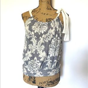 Blouse- sleeveless